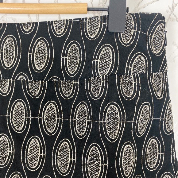 LOFT COTTON Embroidered Design Black Skirt 0 NWT - Picture 3 of 10